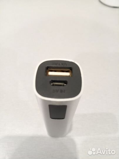 Внешний аккумулятор Easy Metal 2200 мАч