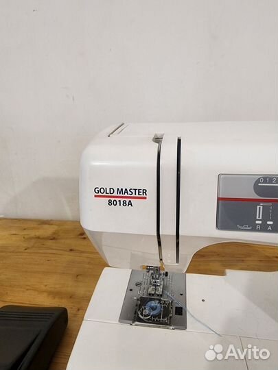 Швейная машина family gold master 80 18а