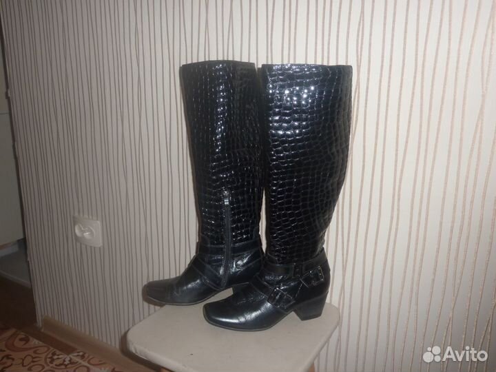 Сапоги- удлиненные, весна- осень. черные