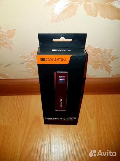 Повербанк Canyon