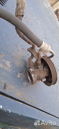 Насос гур mazda demio 1