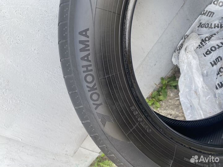 Yokohama BluEarth AE50 215/65 R17