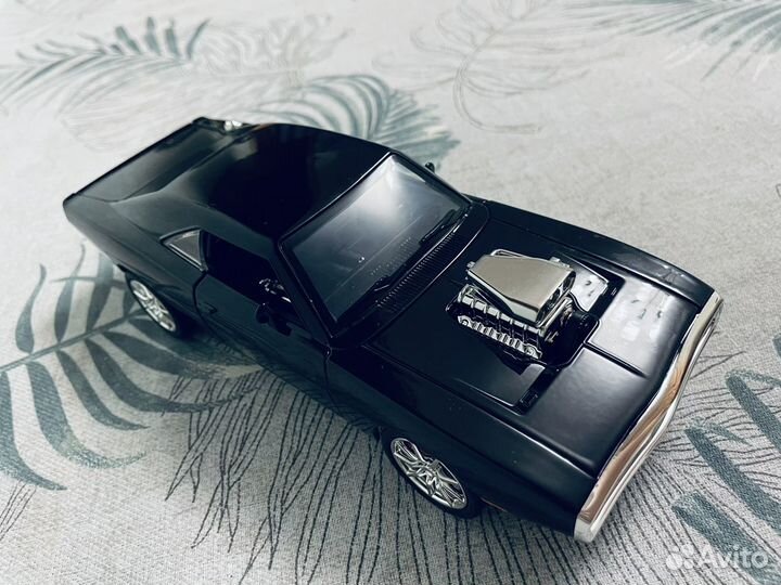 Dodge Charger металлическая модель