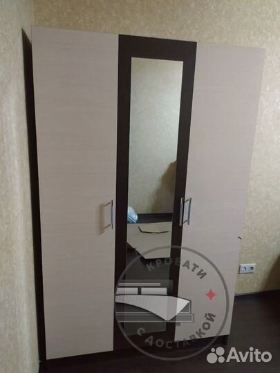 Шкаф распашной