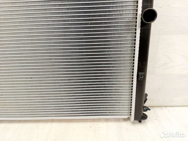 Радиатор охлаждения Cadillac CTS 2,8-3,6
