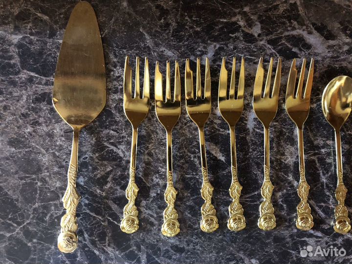 Набор десертных приборов