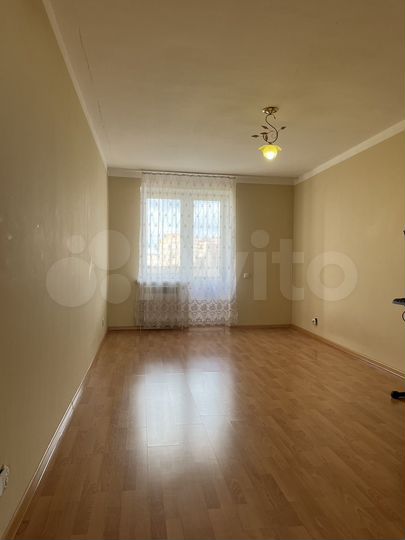 4-к. квартира, 98 м², 4/5 эт.