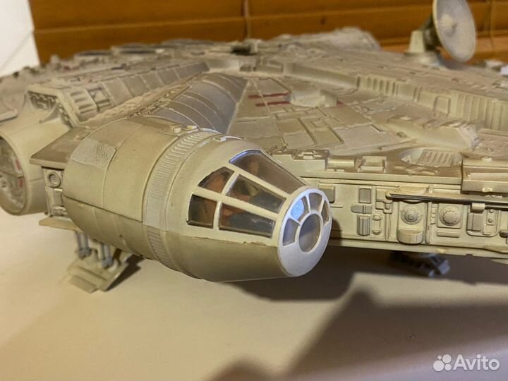 Модель Сокол Тысячелетия Millennium Falcon Revell