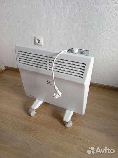 Обогреватель Electrolux электрический бу