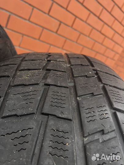 Dunlop Winter Maxx 215/65 R16 98