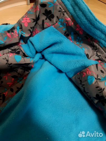 Плащ для девочки новый