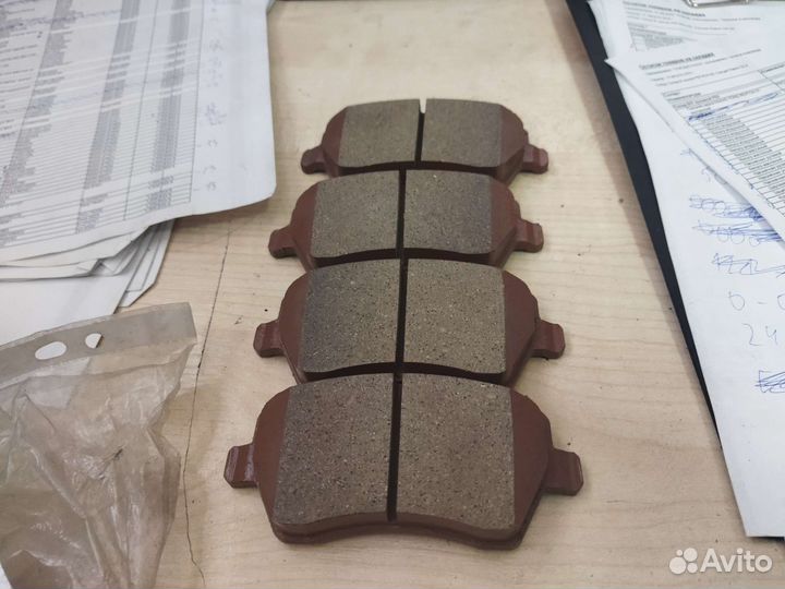 Колодки тормозные передние LADA, Nissan, Renault