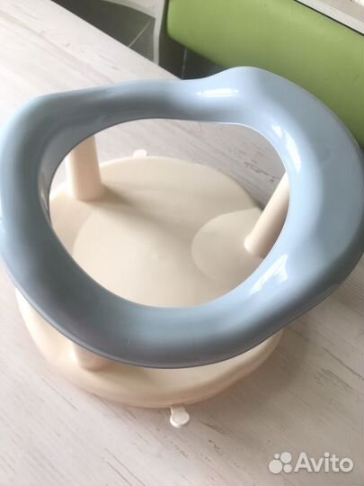 Стульчик для купания малышей