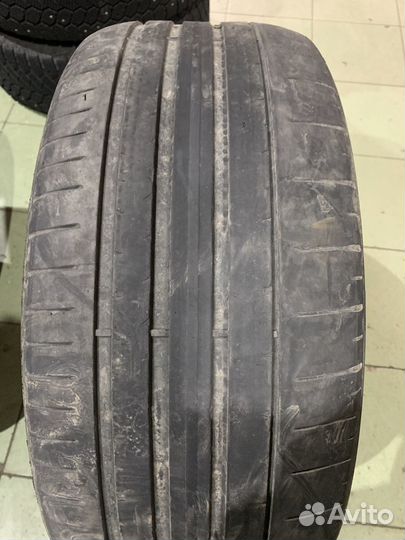 Pirelli P Zero 255/40 R20 101Y