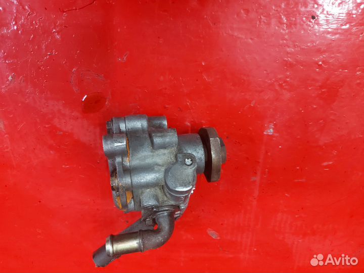 Volkswagen Golf 4 насос гидроусилителя