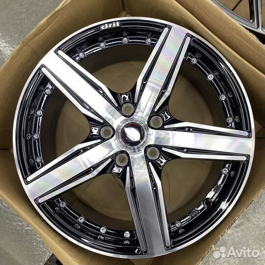 Диски новые 17 дюймов 5/114,3