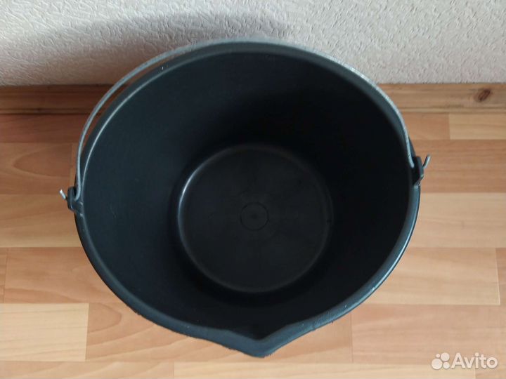 Ведро пластмассовое 10 литров