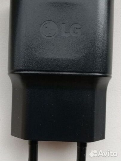 Зарядное устройство для телефона