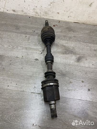 Привод передний левый Hyundai Lantra