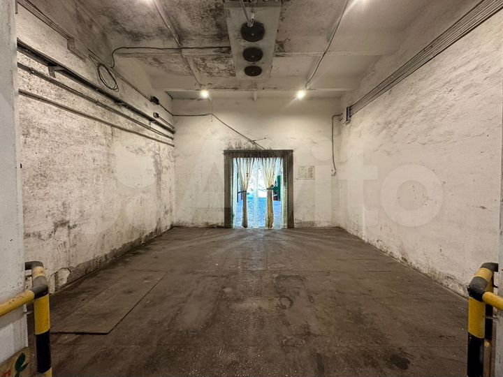 Холодильные склады, 900 м²