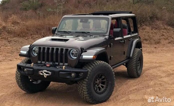 В разборе Jeep Wrangler JL 2020