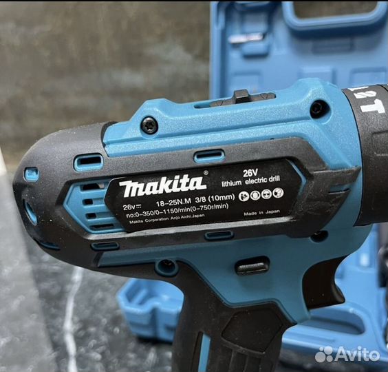 Шуруповерт Makita ударный 26V