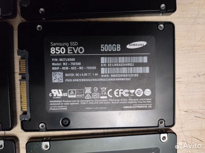 SSD 2.5 SATA - Samsung и Kingston