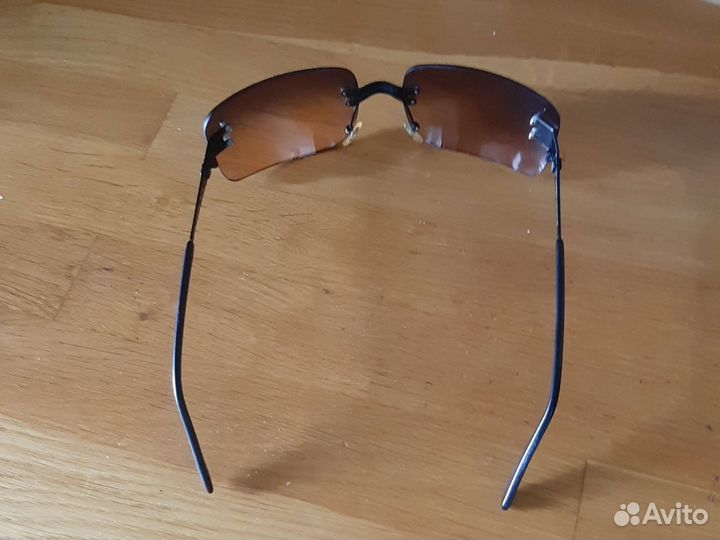 Солнцезащитные очки женские брендовые