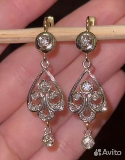 Золотые серьги с бриллиантами 585 пробы