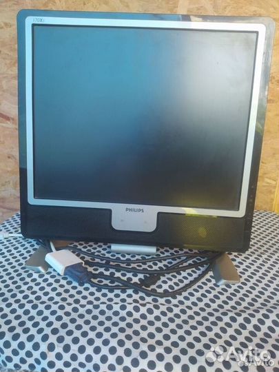 Монитор Philips