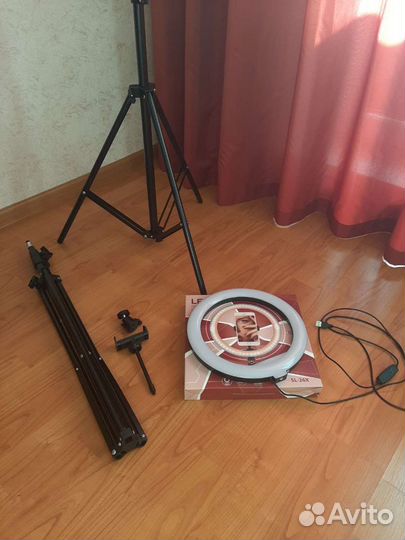 Кольцевая лампа 26 см со штативом 2м (сэлфи лампа)