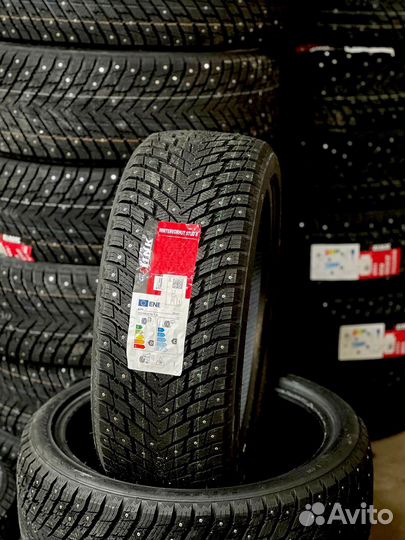 iLink Wintervorhut Stud II 255/45 R20 122U