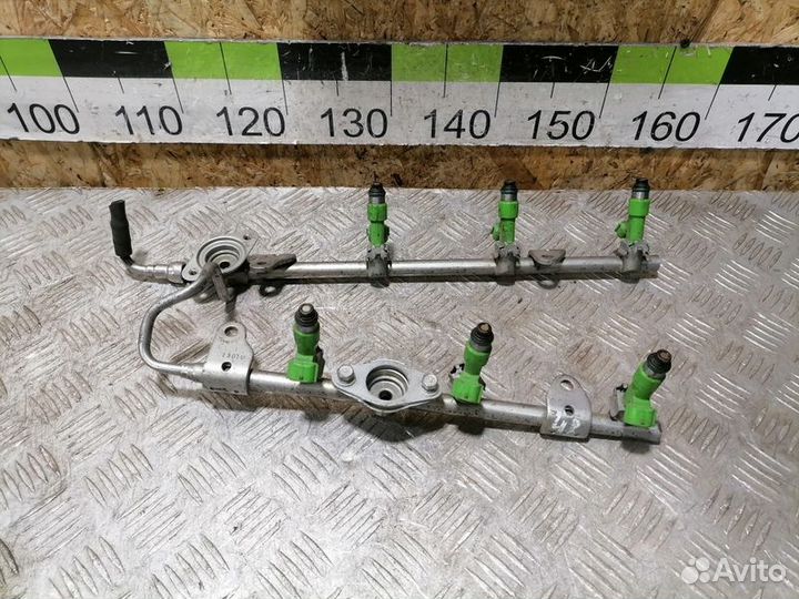 Рейка топливная рампа Nissan Teana j32