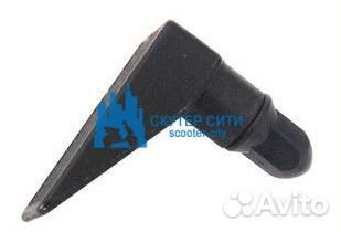 Клипса (замок), пластик крышки бордачка Stels Gue