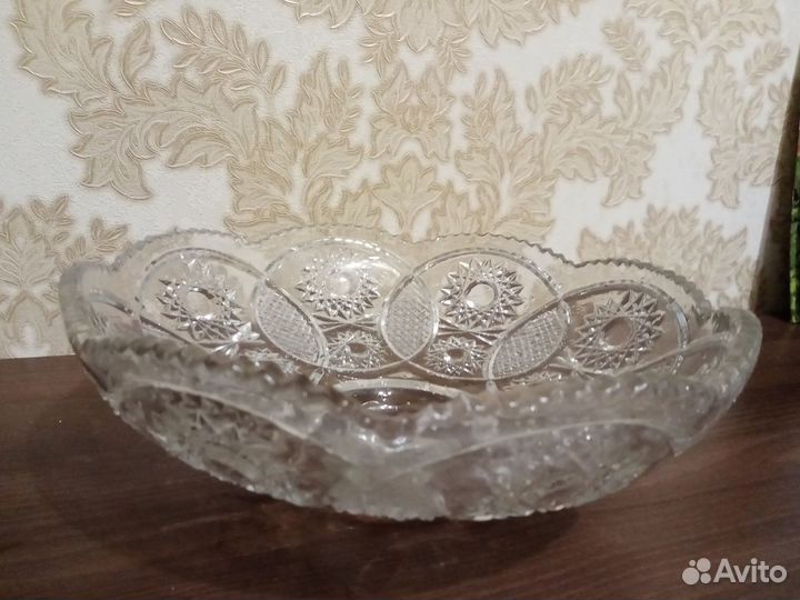 Ваза хрустальная для фруктов