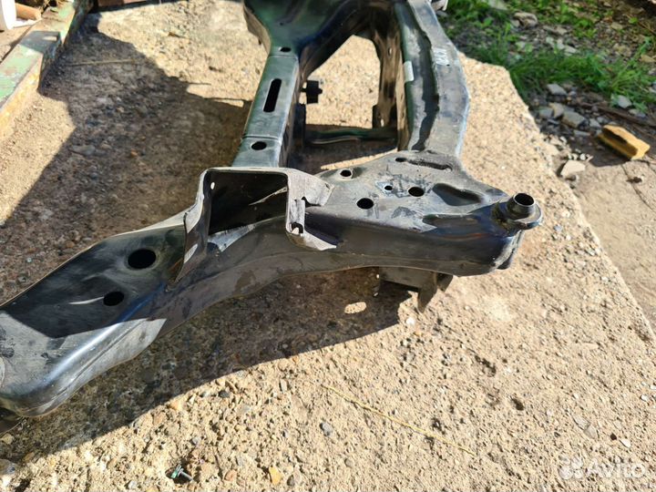 Подрамник задний Nissan X Trail T32 2015