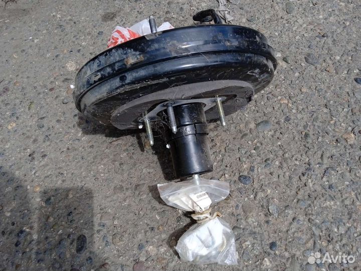 Вакуум тормозной polo седан, skoda rapid