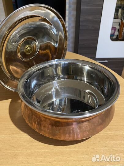 Медная кастрюля