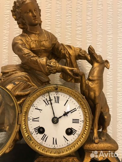 Старинные каминные часы