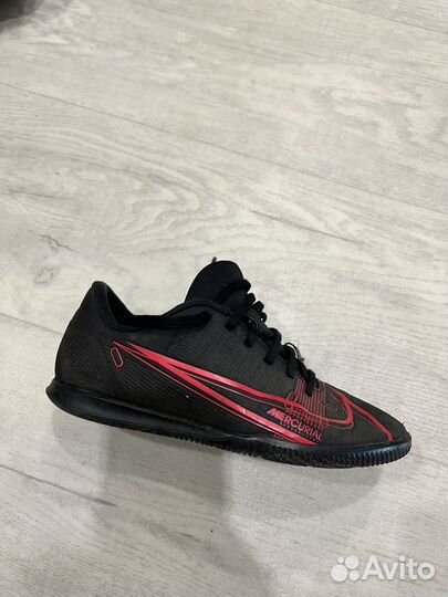 Футзалки nike