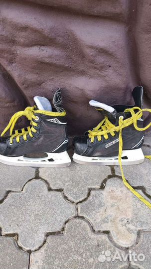 Коньки хоккейные