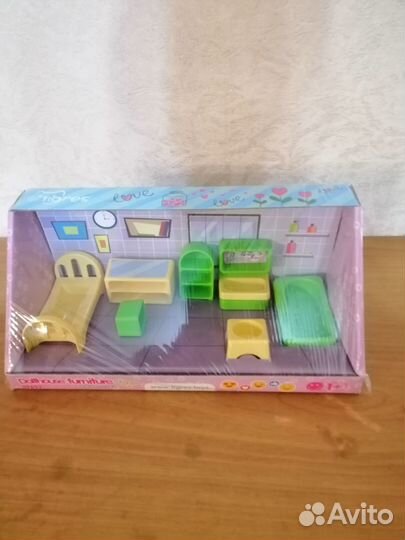 Игрушки. Набор для кукол спальня