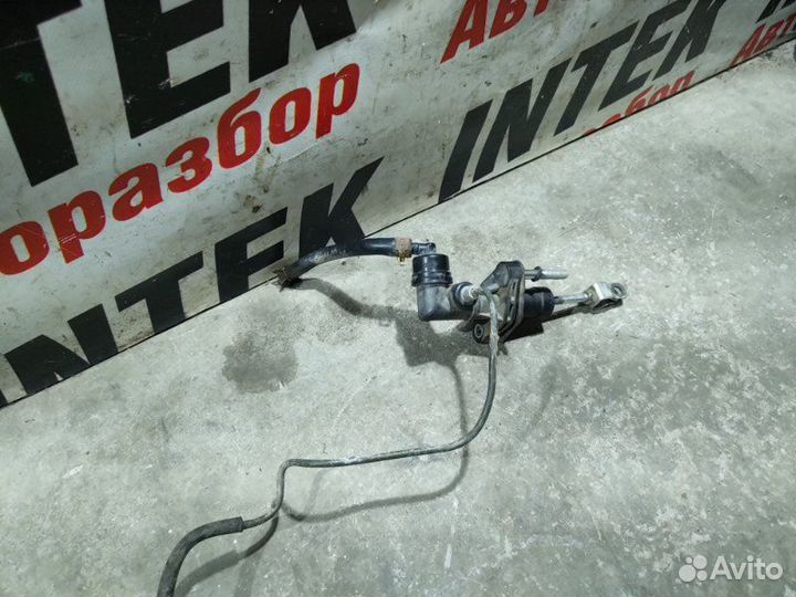 Главный цилиндр сцепления Kia Spectra седан 1.6