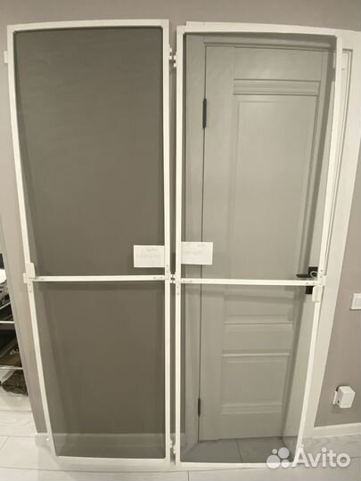 Москитная сетка на балконную дверь