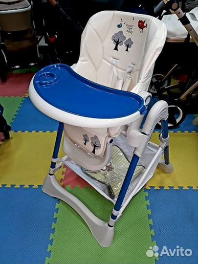 Стульчик для кормления новый