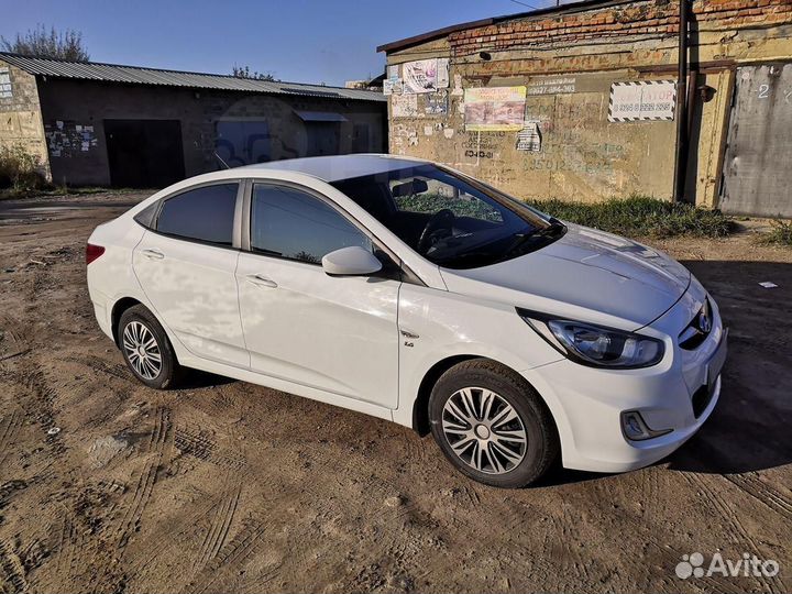 Hyundai Solaris 1.6 AT, 2012, 160 000 км