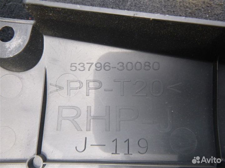 Декоративная крышка двс левая Lexus Gs430 UZS190