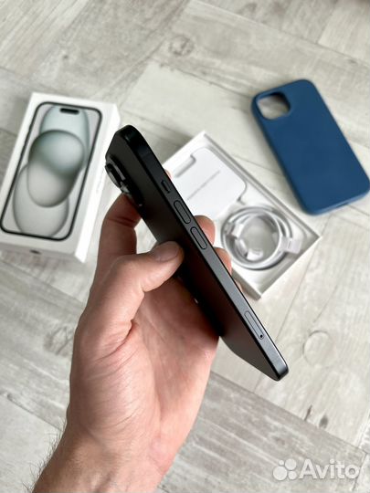 iPhone 15, 128 ГБ