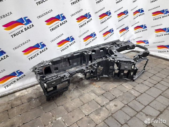 Стелаж панели Volvo FH