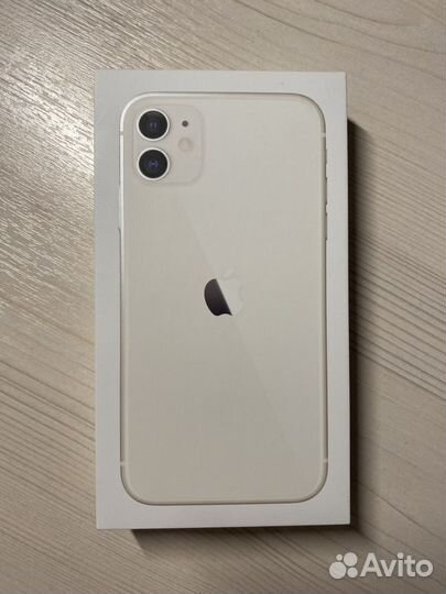 iPhone 11, 64 ГБ